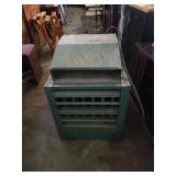 Gas powered heater hanging. 21x24x31.