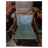 Captain chair. 35x42x18.