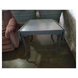 Metal rolling table. Flaps. 25x14x27.