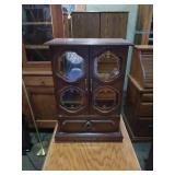 Small jewelry case. 19x14x8.