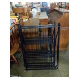 2 twin beds folding.