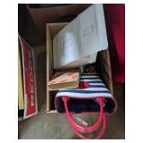 Box with purse, porcelain, wooden train