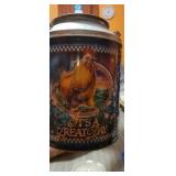 Metal popcorn tin, no popcorn