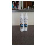 2 cans PANTENE PRO-V FOAM CONDITIONER. 
CLASSIC