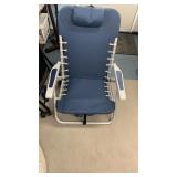 Backpack folding chair