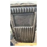 Ice fishing shack (don