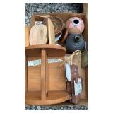 Flat of decor.  Napkins holder, vases, and more!