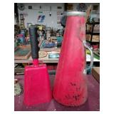 Cowbell with handle in