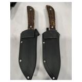 2 Ozark trail knives with sheath 2 Ozark trail knives with sheath