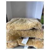 4 sheep skin seat cushions 4 sheep skin seat cushions