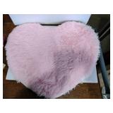Pink heart shaped rug 22/17 Pink heart shaped rug 22/17