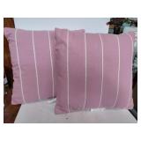 2 throw pillows 16 x 16 2 throw pillows 16 x 16