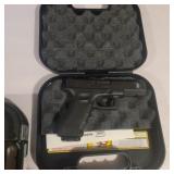 40sw Glock model 22gen 4 pistol 1 magazine 1 40sw Glock model 22gen 4 pistol 1 magazine 1
