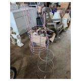 4 tomato cages 4 tomato cages