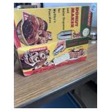 Fairgrove donut maker in original box looks Fairgrove donut maker in original box looks
