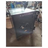 Schwab safe no combination 18x18x24 rollers heavy Schwab safe no combination 18x18x24 rollers heavy
