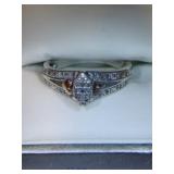Clearstone ring Marked 925 10K (2.3g ) Clearstone ring Marked 925 10K (2.3g )