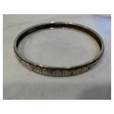 Heart bangle bracelet marked Sterling (9.4 g) Heart bangle bracelet marked Sterling (9.4 g)