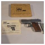 25 auto Raven pistol model p-25  with 1 magazine, 25 auto Raven pistol model p-25  with 1 magazine,