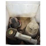2 Oscillating pneumatic sanders and 1 electric 2 Oscillating pneumatic sanders and 1 electric