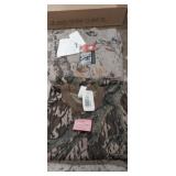 2 large camo short sleeve shirts with pocket 2 large camo short sleeve shirts with pocket