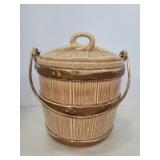 Ceramic ice bucket with lid 8x8in Ceramic ice bucket with lid 8x8in