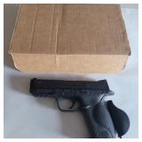 40sw Smith and Wesson mp 40 pistol 1 magazine and 40sw Smith and Wesson mp 40 pistol 1 magazine and