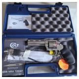 Colt king cobra .22lr new revolver model D 4.25 in Colt king cobra .22lr new revolver model D 4.25 in