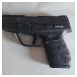 .40 Taurus modelnpt740 slim pistol 1 magazine .40 Taurus modelnpt740 slim pistol 1 magazine