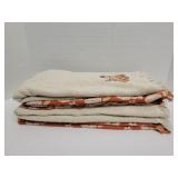 4 Threshold hand towels New 15x25in 4 Threshold hand towels New 15x25in