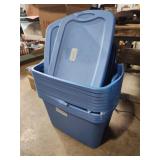 Lot of 11 totes with lids Lot of 11 totes with lids