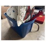 18 gallon tote with large umbrella & clean 18 gallon tote with large umbrella & clean