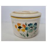 Ceramic crock with lid 6x4in Ceramic crock with lid 6x4in