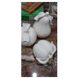 3 pc white crackle fruit some damage