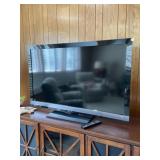 Sony 52 inch television with remote