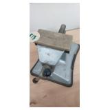 Small table vise by General