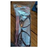 Foster grant reading glasses +2.75 with case