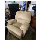 Overstuffed recliner 36x36x40 lever is loose, but