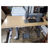 Singer sewing machine and table cast iron bottom