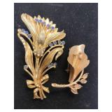 2 vintage brooches unmarked