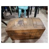 Camel back chest trunk 24x14x20