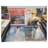 4 Record Albums LPs Vinyl Stevie Wonder, Donna