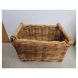 Woven basket with wood handles 12x8x7in