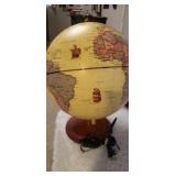 Light Up world globe. Works!!