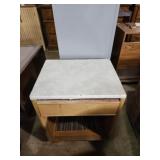End table 18x24x15