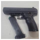 40sw Hi-point JCP pistol 1 magazine serial#