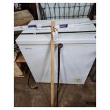 2 walking sticks 36 in