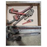 Pipe wrenches