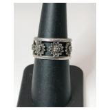 Silver sunflower band ring marked 925 size 7