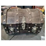 Vintage treasure chest jewelry box with contents
